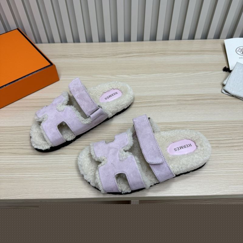 H**mes slippers